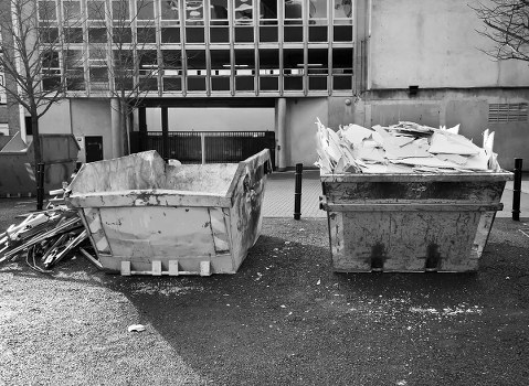 Commercial waste removal service in Southfields